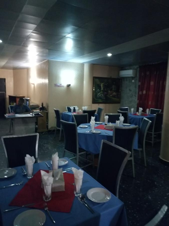 Crocodile Hotels And Restaurant Limited Kaduna Exterior photo